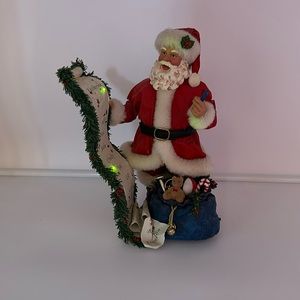 CLOTHTIQUE POSSIBLE DREAMS A LENGTHY LIST Santa  MUSICAL LIGHT UP